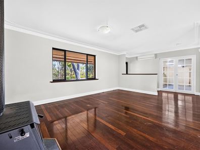 306 Canning Mills Road, Roleystone WA 6111
