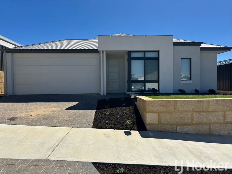 10 Bolsa Road, Madora Bay WA 6210