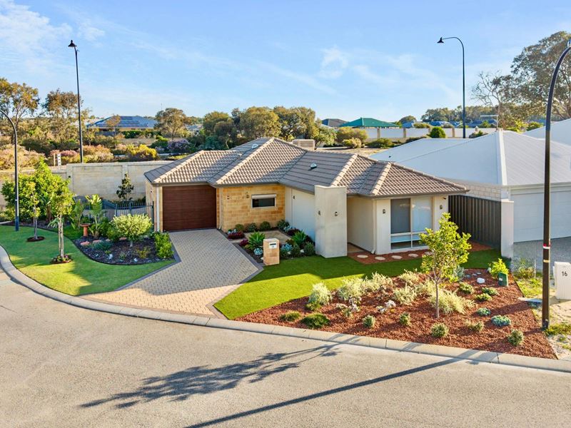 18 Barwon Place, Yanchep WA 6035