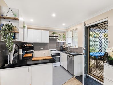 3/6 Station Road, Margaret River WA 6285