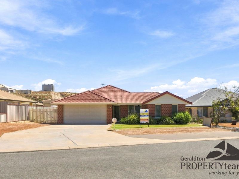 28 Stillwater Avenue, Drummond Cove WA 6532