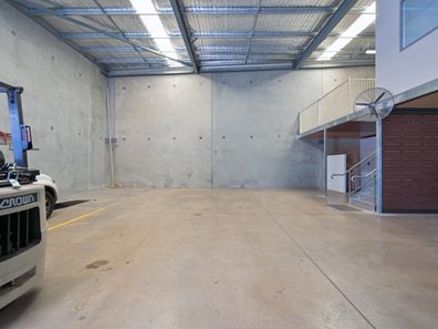 2/14 Merino Entrance, Cockburn Central WA 6164
