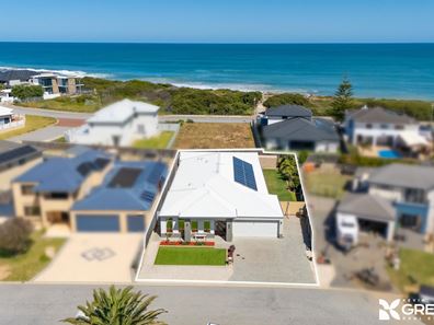 5 Grasshill Grange, Halls Head WA 6210