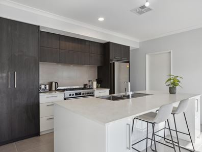 30 Citadel Way, Currambine WA 6028