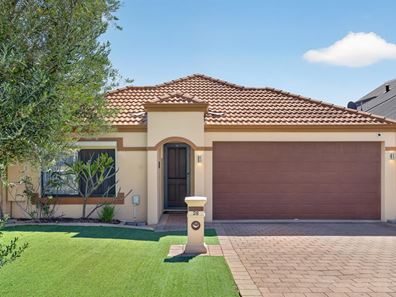 28 Maroog Way, Nollamara WA 6061