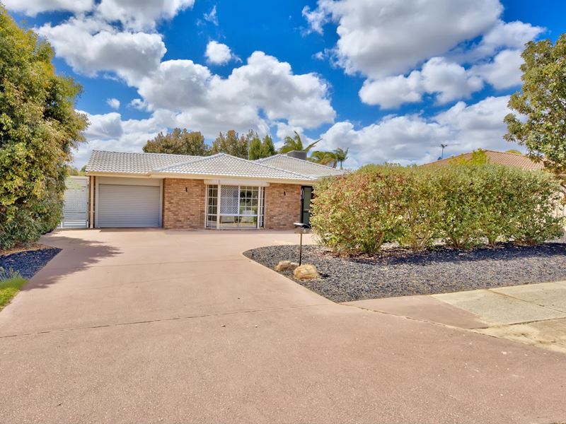 6 Westgate Way, Marangaroo WA 6064