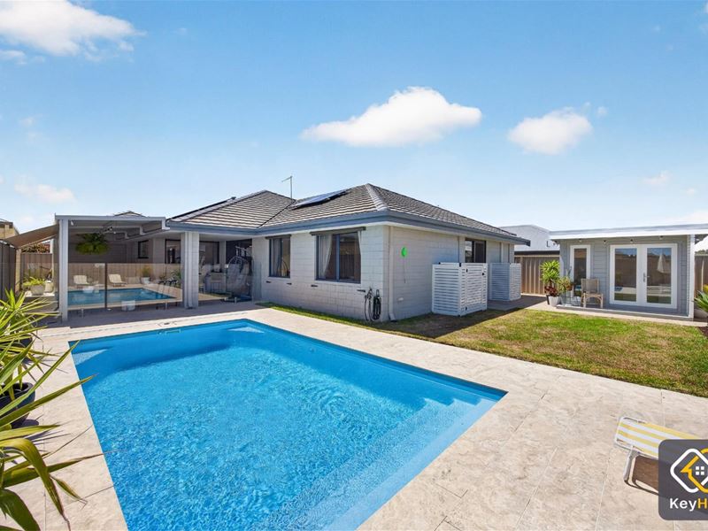 8 Fuchsia Street, Karnup WA 6176