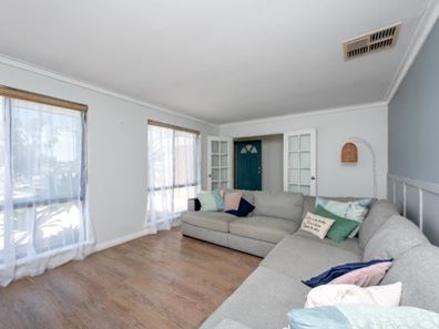 89 Mullaloo Drive, Mullaloo WA 6027