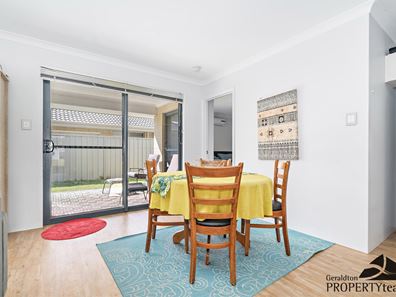 21 Crowther Street, Beachlands WA 6530