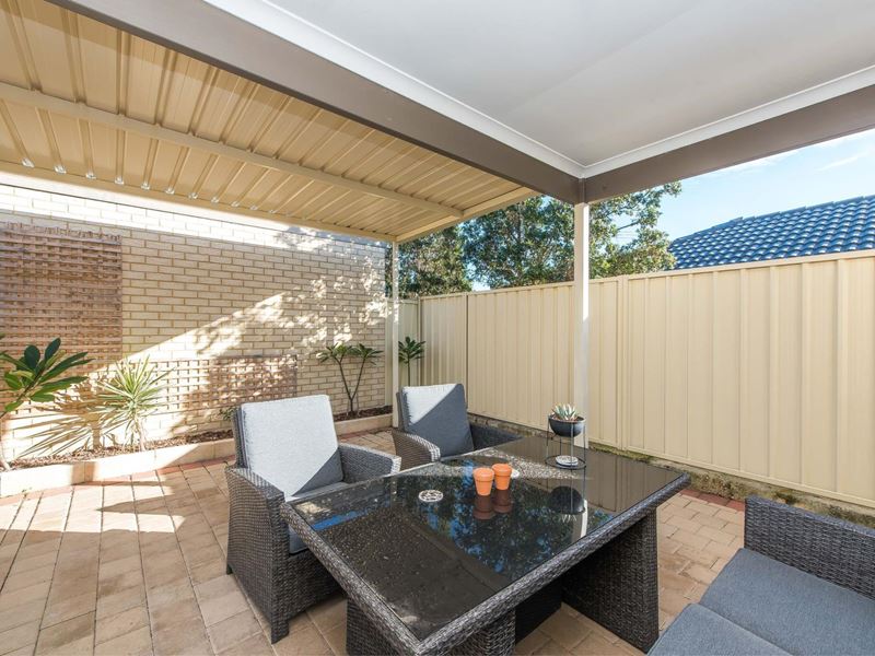 4A Glandore Rise, Landsdale WA 6065