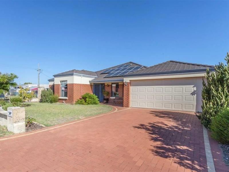 1 St Fillans Bend, Wanneroo WA 6065