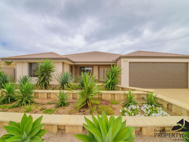 30 Stillwater Avenue, Drummond Cove