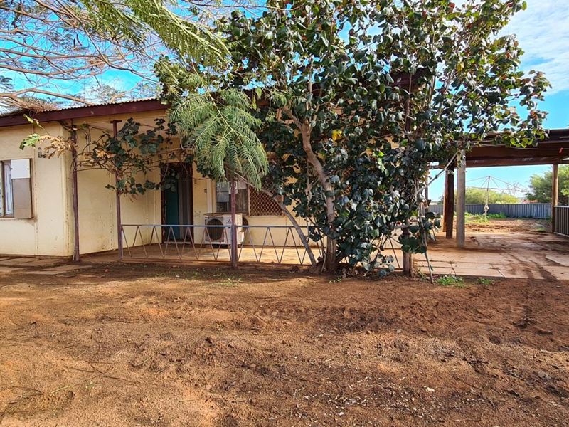 207 McGlades Road, Carnarvon