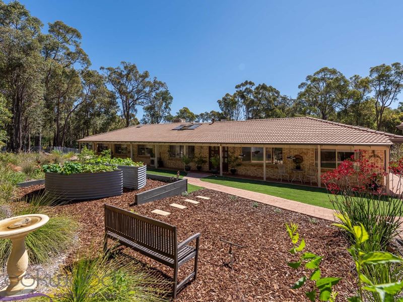 205 Patrick Place, Mundaring