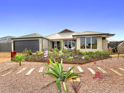 2 Tonkin Fairway, Dalyellup WA 6230