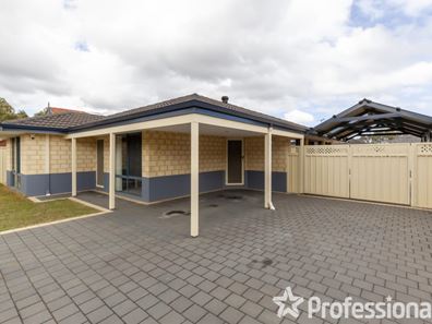 13 Milano Loop, Seville Grove WA 6112