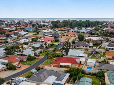 7 Staunton Rise, Halls Head WA 6210