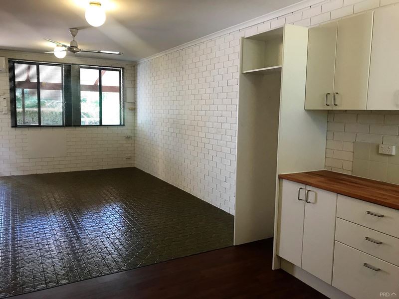 1/6 Robinson Street, Broome