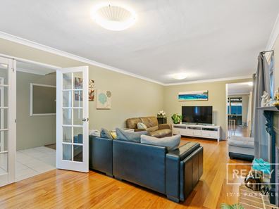 3 Sanders Cove, Sorrento WA 6020