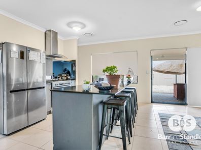 62 Grandite Fairway, Australind WA 6233