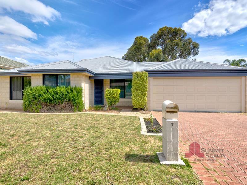 7 Larsson Place, Usher WA 6230