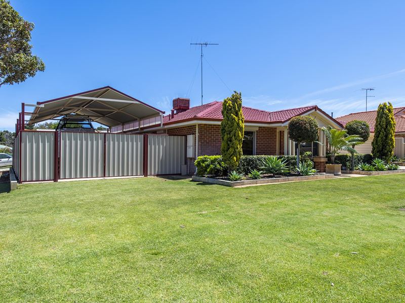 11 Summerlea Avenue, Meadow Springs WA 6210