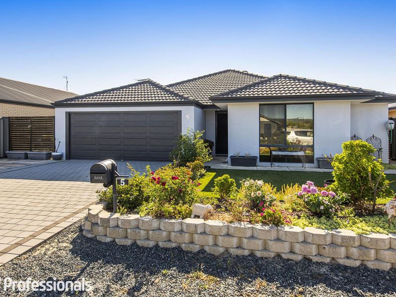 5 Malvolio Way, Byford WA 6122