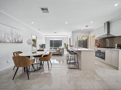 4 Kinder Street, Aveley WA 6069