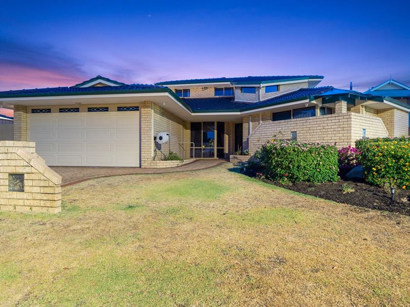 17 Cervantes Place, Sorrento WA 6020