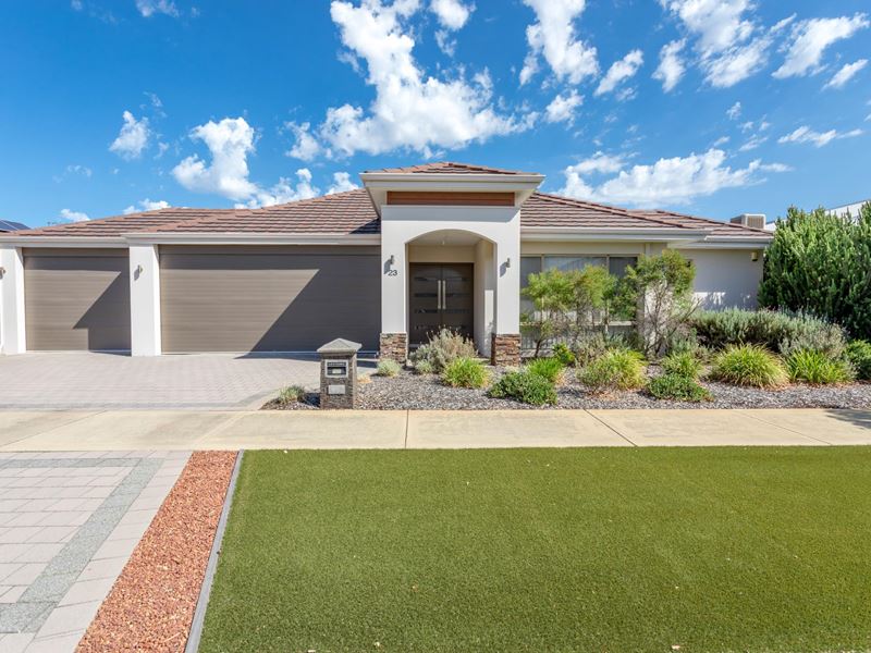 23 Trusty Way, Piara Waters WA 6112