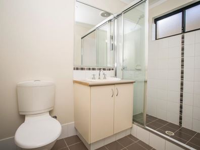 18 illyarrie Avenue, Falcon WA 6210