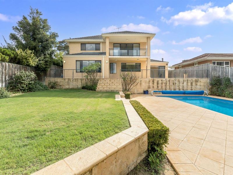21 Maisie Crescent, Wembley Downs