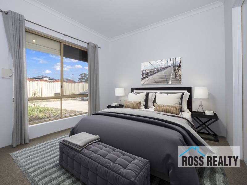 4/112 Walter Road West, Bedford