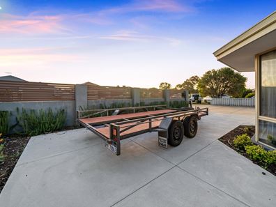 53 Endeavour Drive, Port Kennedy WA 6172