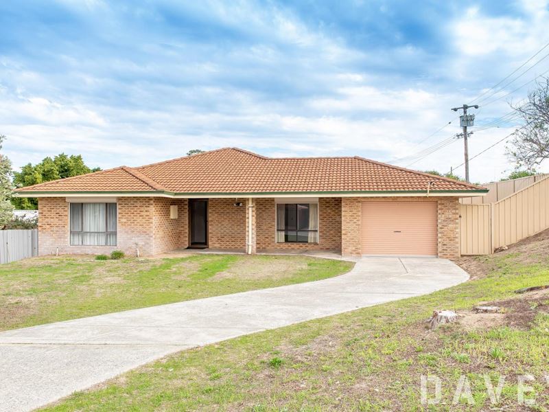 2 Cunningham Place, Padbury