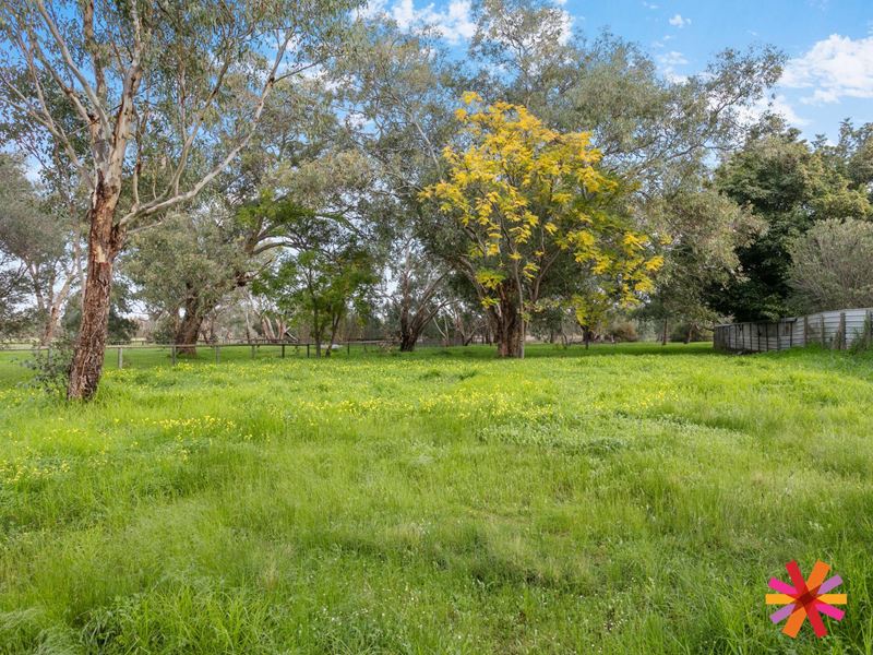 182 West Road, Bassendean