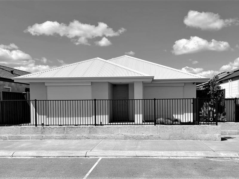 23 Lilydale Drive, Lakelands