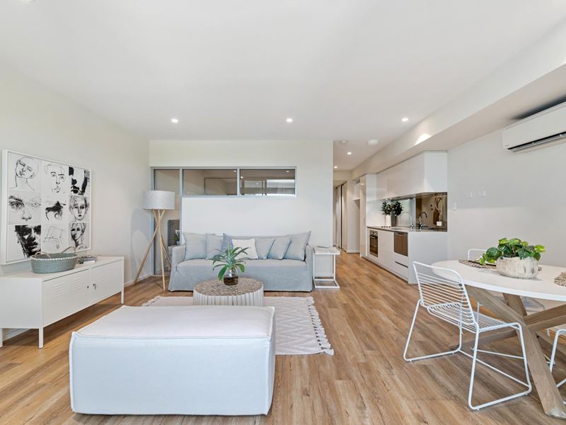 6/13 O'Connor Close, North Coogee
