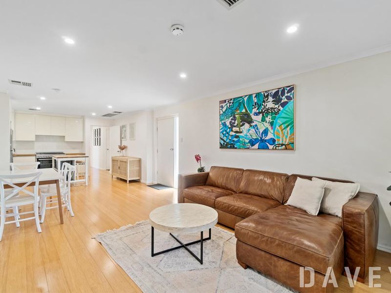 40A Colgrave Way, Duncraig