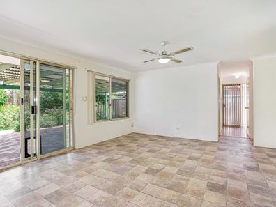 104 Riverside Lane, Seville Grove WA 6112