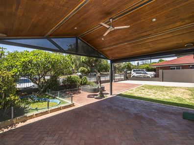 35 Butterick Place, Girrawheen WA 6064