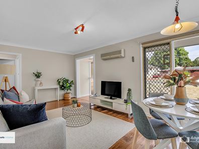 54 Harford Way, Girrawheen WA 6064