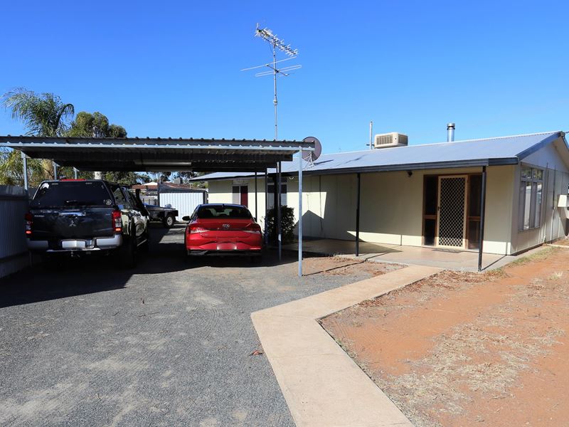 4 Hibiscus St, Kambalda West