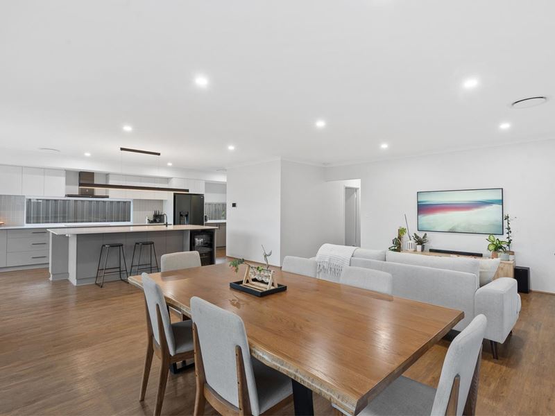 11 Nullagine Avenue, South Guildford