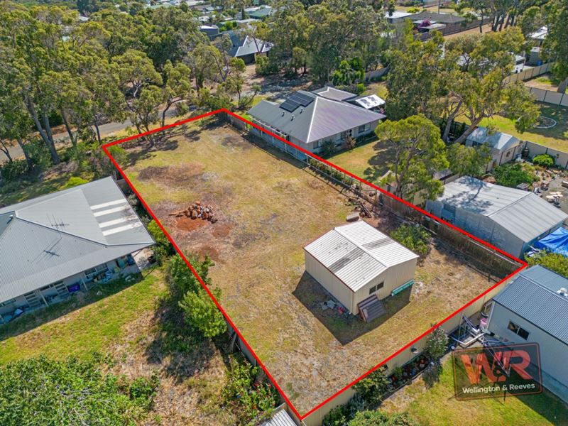 77 McKail Street, Orana WA 6330