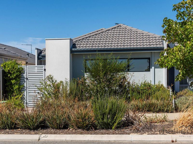 44 Nyilla Approach, Baldivis