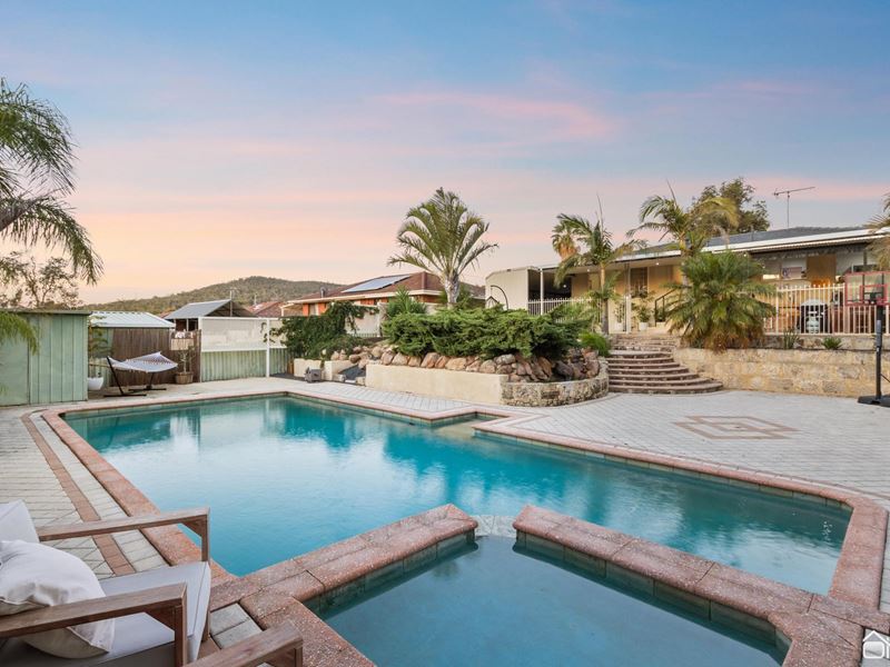 24 Belaire Terrace, Kelmscott