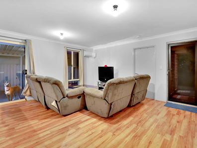 5B Joyner Way, Armadale WA 6112