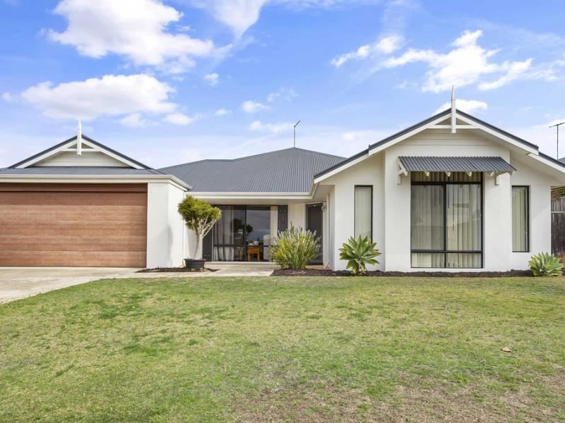 45 Quandong Parkway, Halls Head