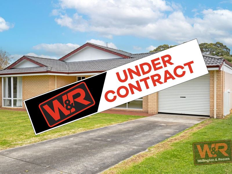 6 Grove Street West, Little Grove